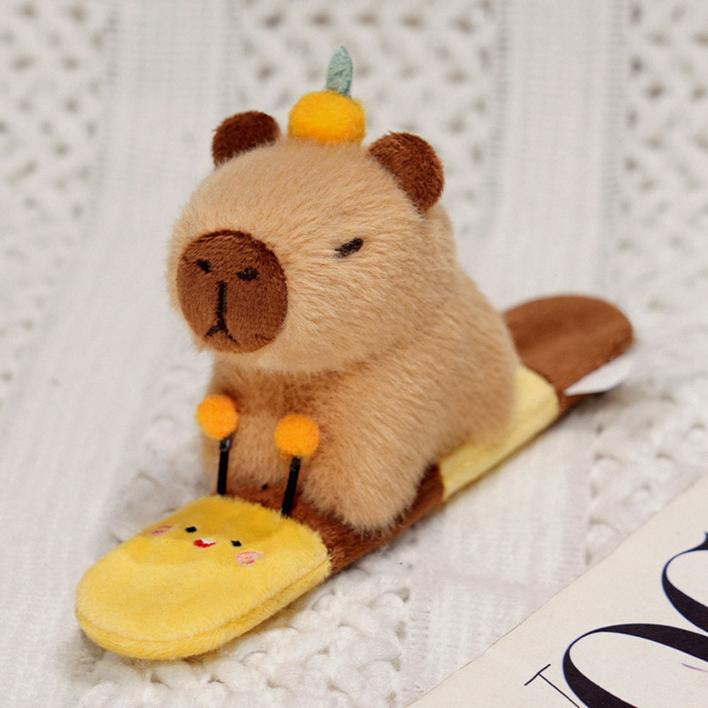 Peluche Pulsera Capibara Abeja – 25cm