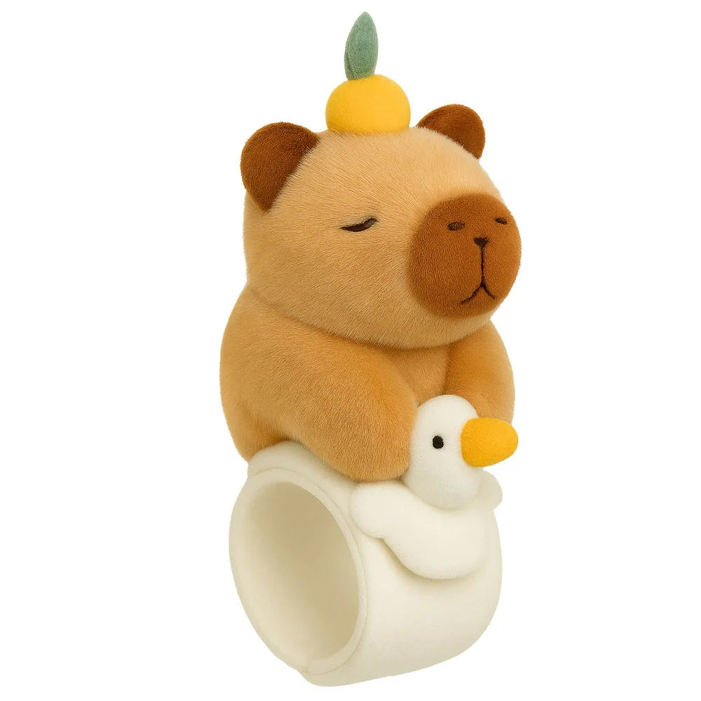 Capibara ganso de peluche kawaii