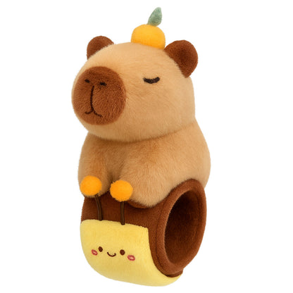 Peluche Pulsera Capibara Abeja – 25cm